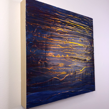 Load image into Gallery viewer, MOON GLOW